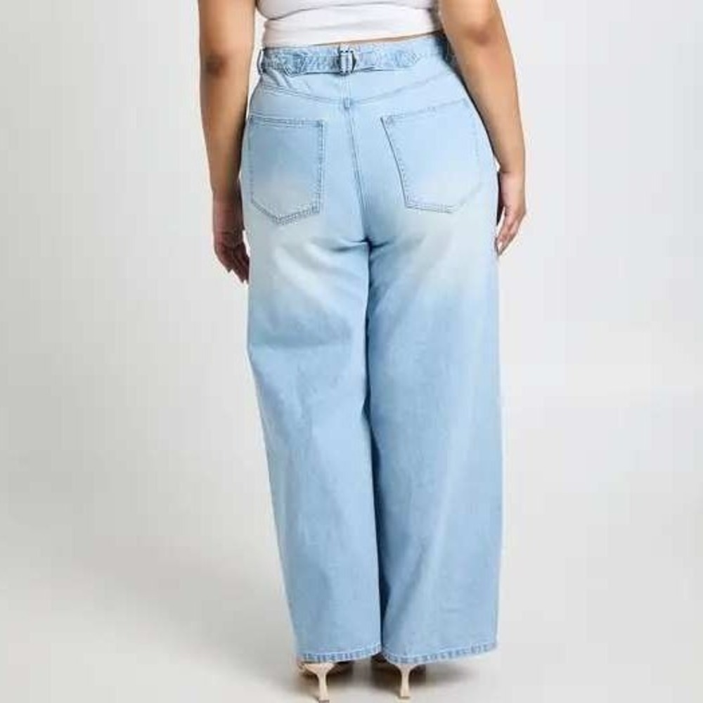 Boohoo Plus Cinched Waist Loose Fit Wide Leg Jeans Bleached Blue Womens 20 NEW